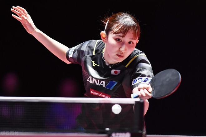 与全球化的 与全球化的